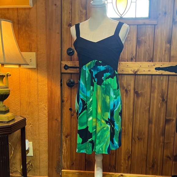 Sweet Storm brand black and green exotic print sundress size XL fits like Med. - Picture 2 of 5